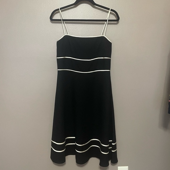 Talbots Dresses & Skirts - Talbots Women's Black and White A-Line Midi Dress Size 10 Medium Retro Vibes